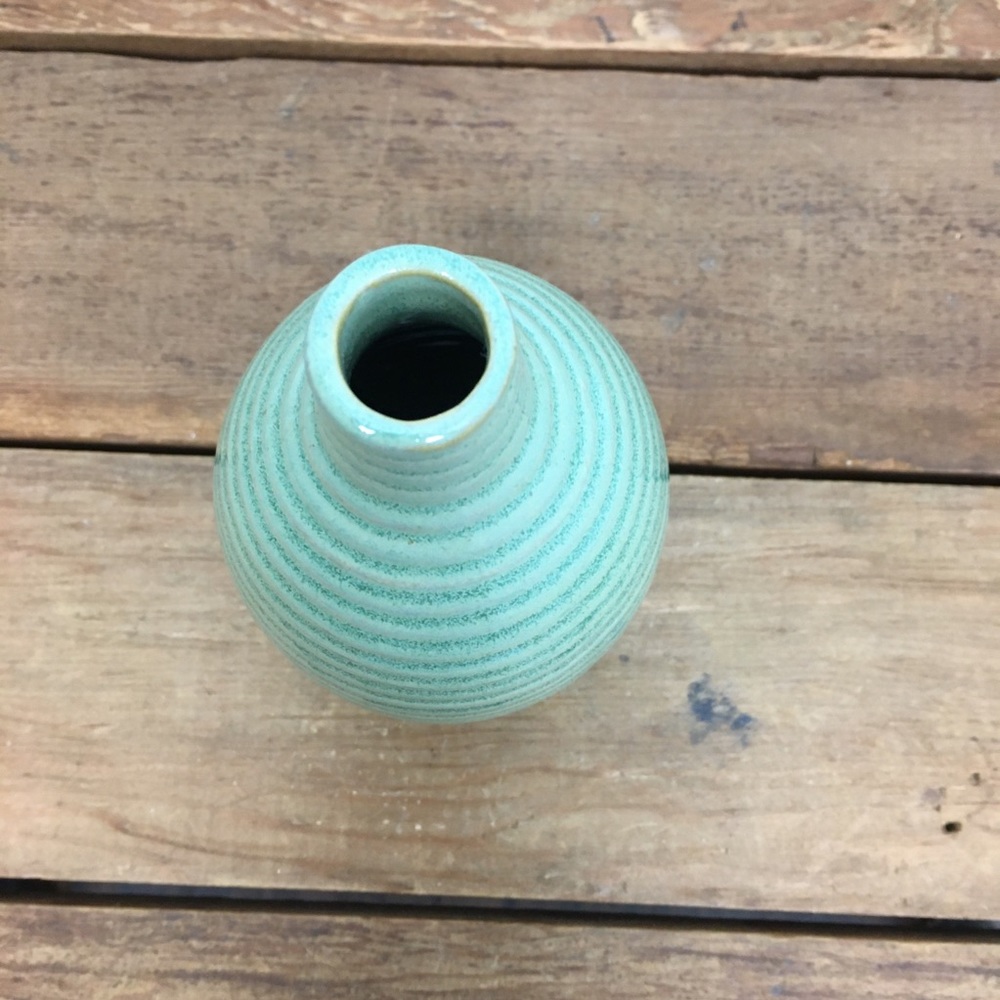 MCM Green Ombre Coiled Gourd Pottery Vase - Picture 9 of 9